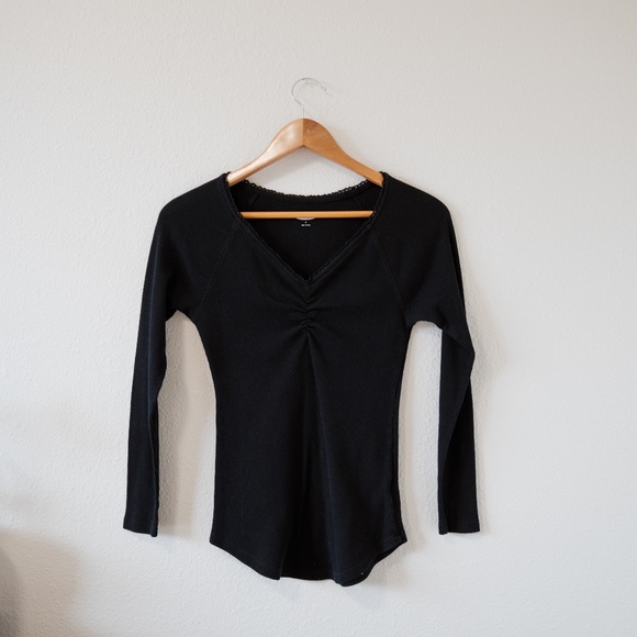 Top - Picture 1 of 1